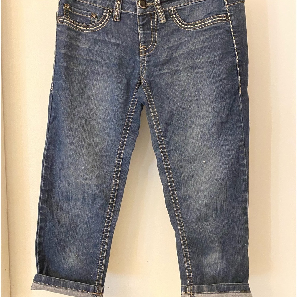 YMI CAPRI JEANS  JUNIOR SIZE 5